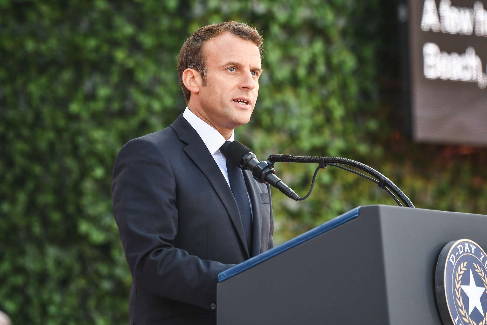 Guvernul Franței NUANȚEAZĂ afirmațiile lui Macron despre trimiterea trupelor în Ucraina /”Nu ar depăși limita beligeranței”