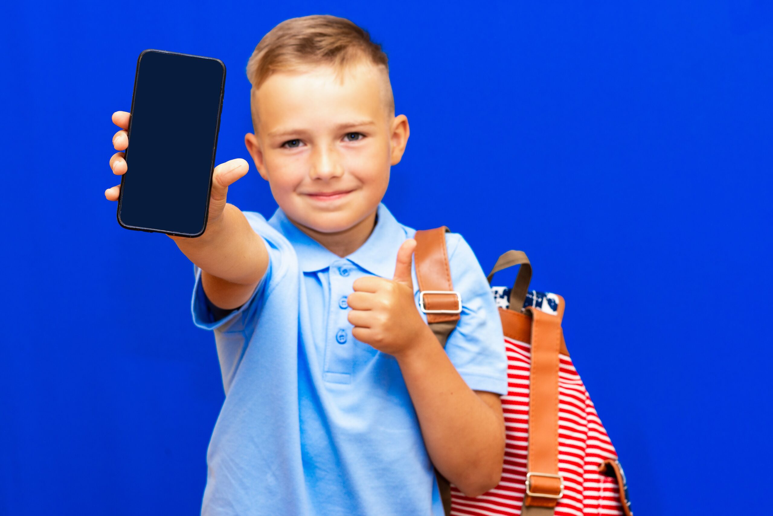 Copiii de azi, viitorii dependenți de tehnologie de mâine: „Orele în șir în fața ecranelor își vor spune cuvântul în viitor”