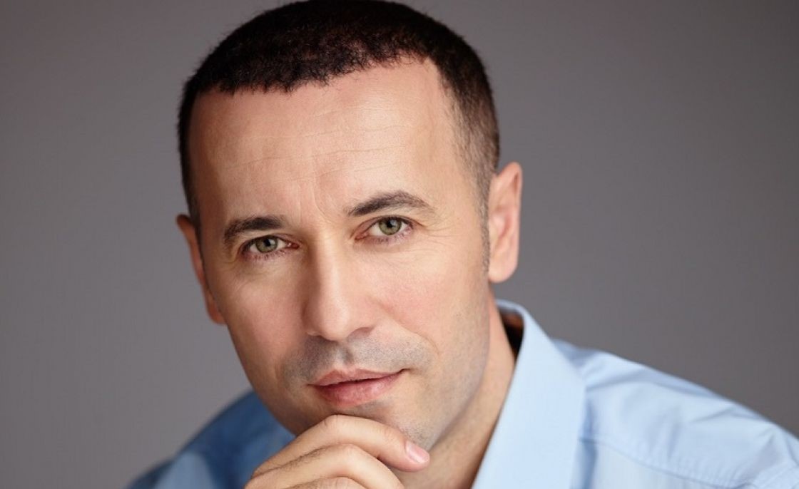 Iulian Dumitrescu, cercetat de DNA pentru corupţie, este susținut de PNL Prahova la șefia consiliului județean