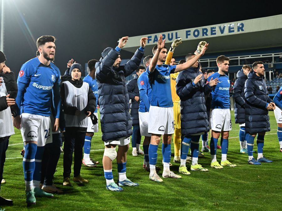 Luptă acerbă pentru ultimele două locuri din play-off! Campioana tremură, șase echipe păstrează șanse de calificare