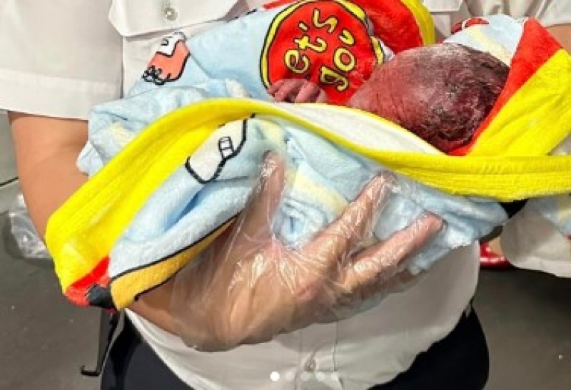 S-a născut cel mai norocos bebeluș din lume: A venit pe lume într-un loc incredibil