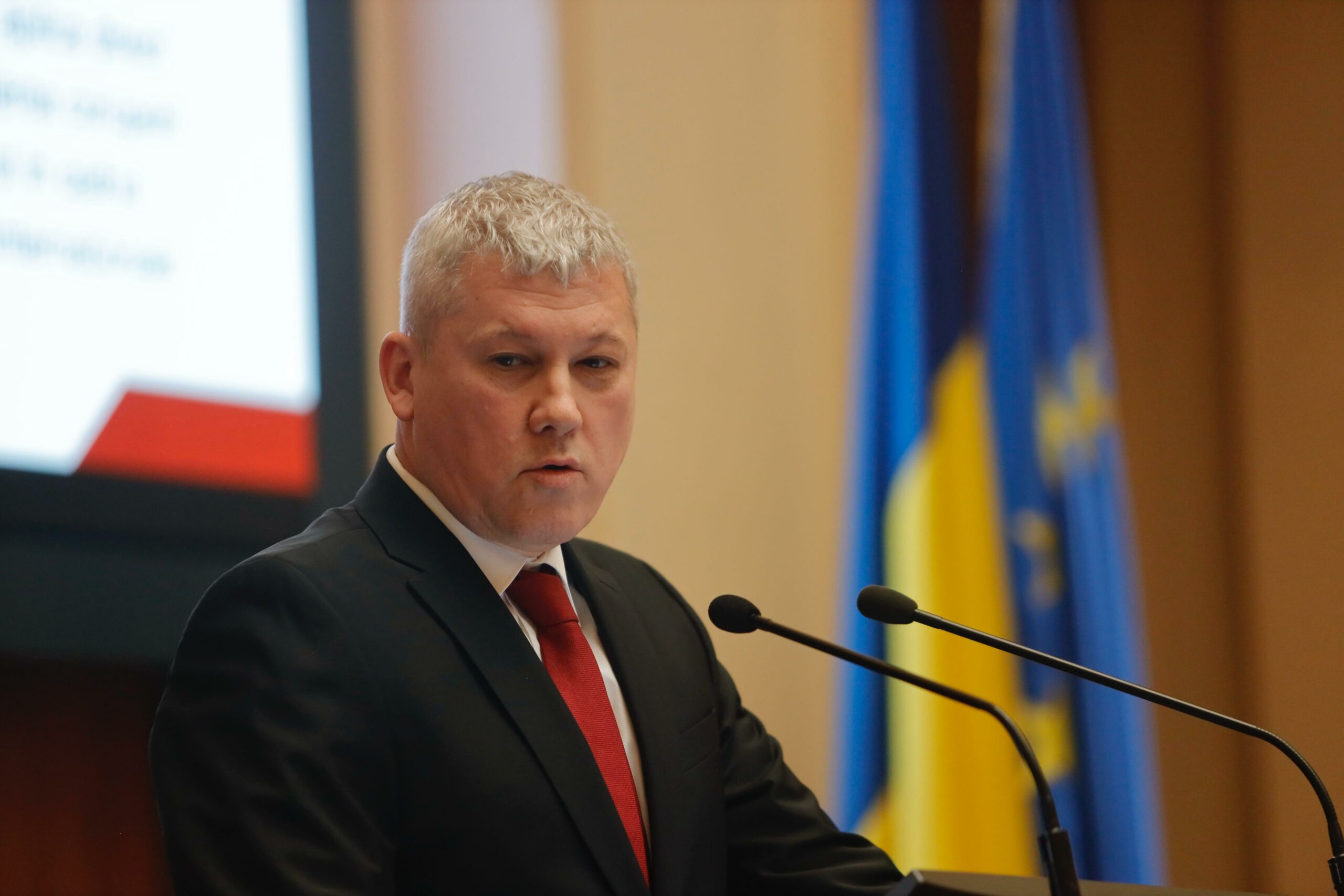 80 de noi tipuri de droguri apar anual