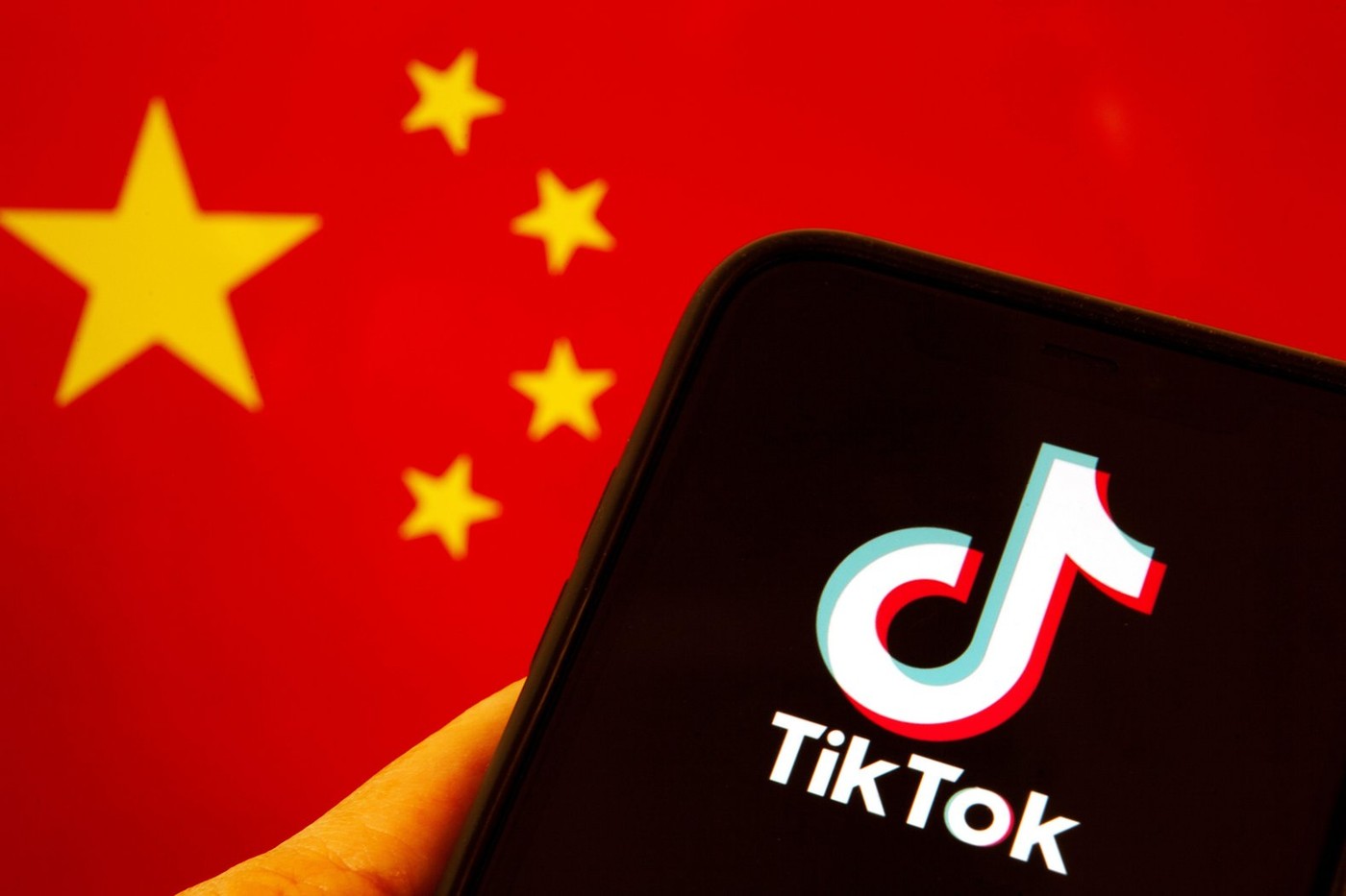 Se îndreaptă Statele Unite spre INTERZICEREA Tiktok? China avertizează asupra impactului