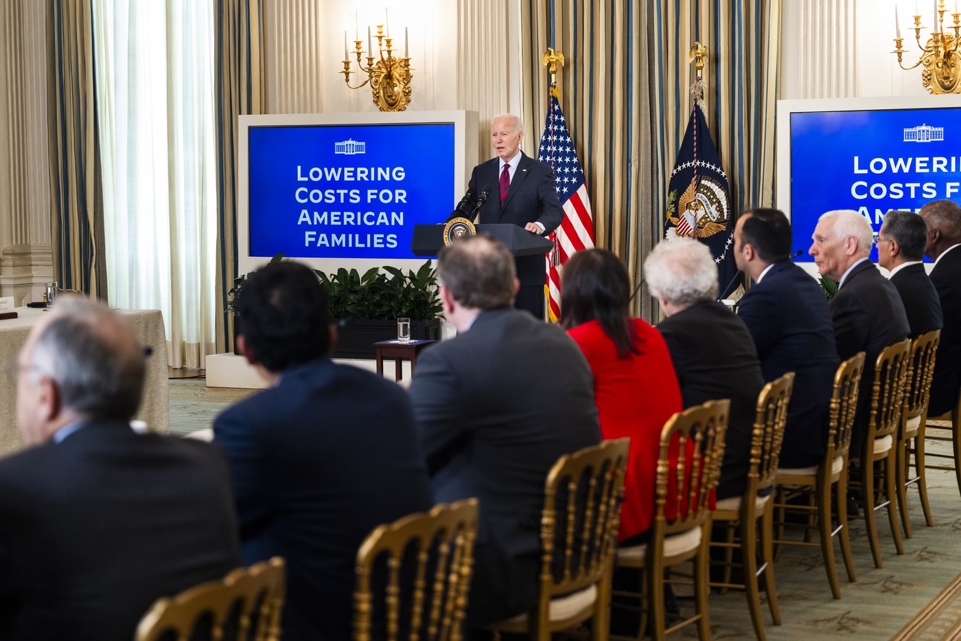 Joe Biden va propune TAXE SUPLIMENTARE pentru miliardari și corporații /Armata SUA va construi un port în Fâșia Gaza