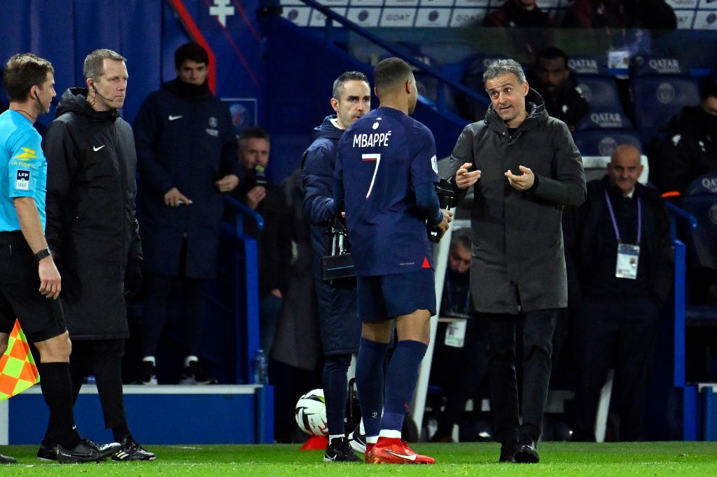 Răspunsul bizar oferit de Luis Enrique când a fost întrebat dacă Kylian Mbappe va fi, din nou, rezervă la PSG