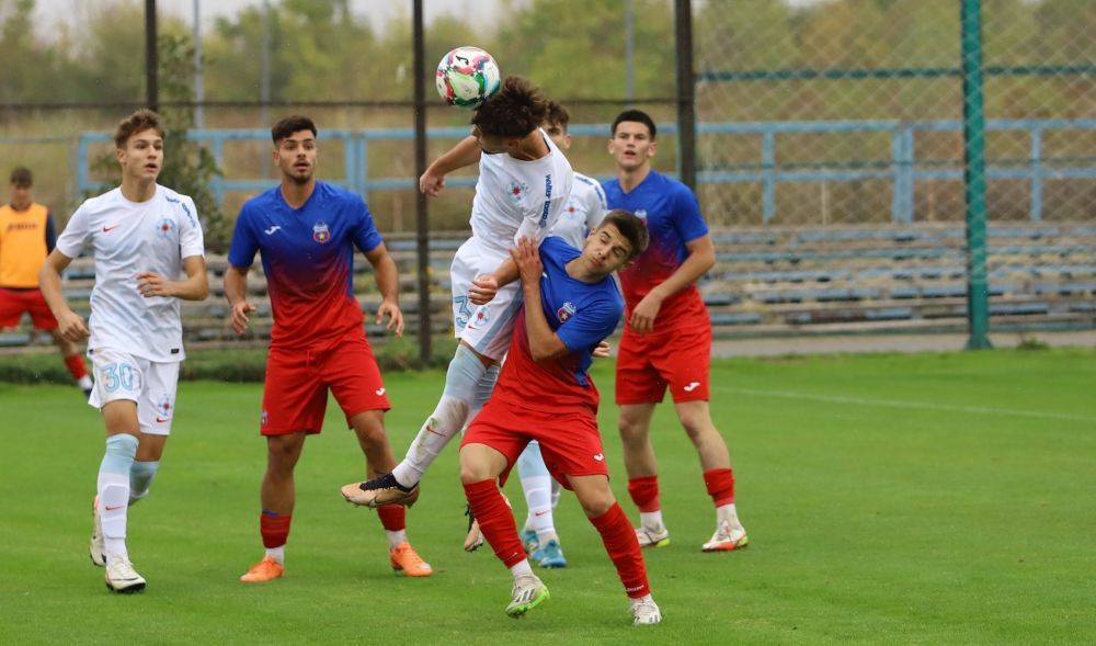 Războiul Stelelor în Ghencea! CSA Steaua – FCSB se joacă ACUM în play-off-ul Ligii de Tineret