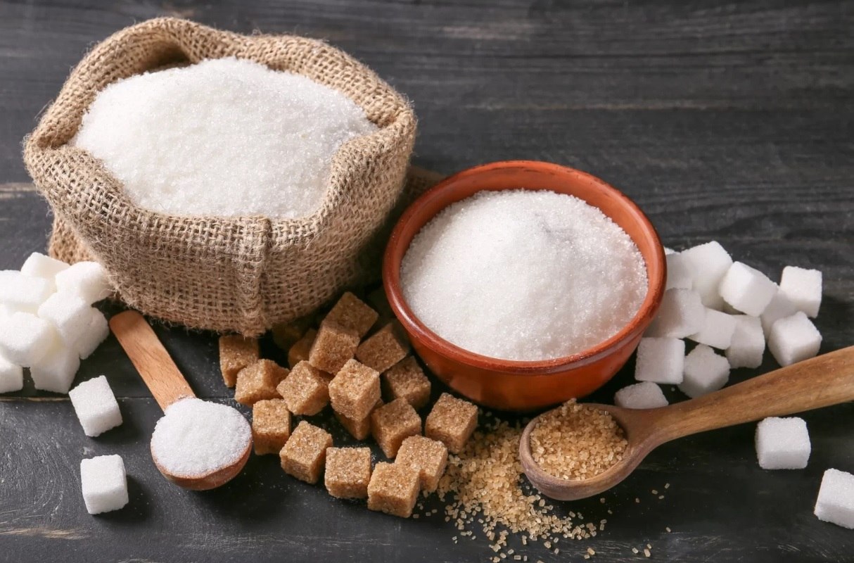 Ce alegem între zahăr și îndulcitori? Medic: „Zahărul ne «ruginește» și ne îmbătrânește de la interior”