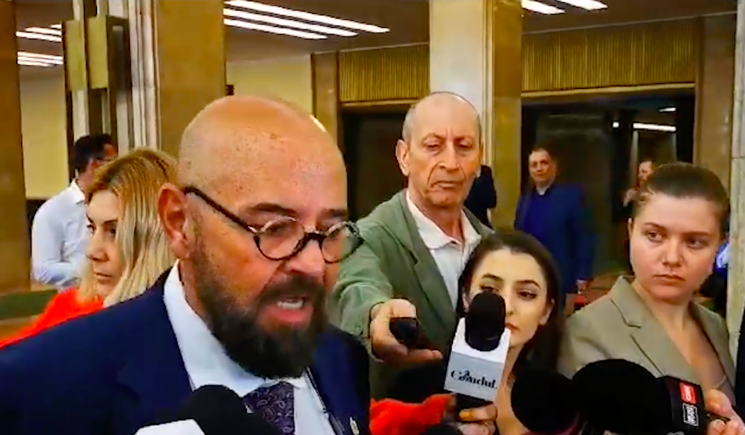 ,,Am solicitat ALIANȚĂ cu PSD și PNL, se pare că dealurile Cotroceniului nu m-au dorit”