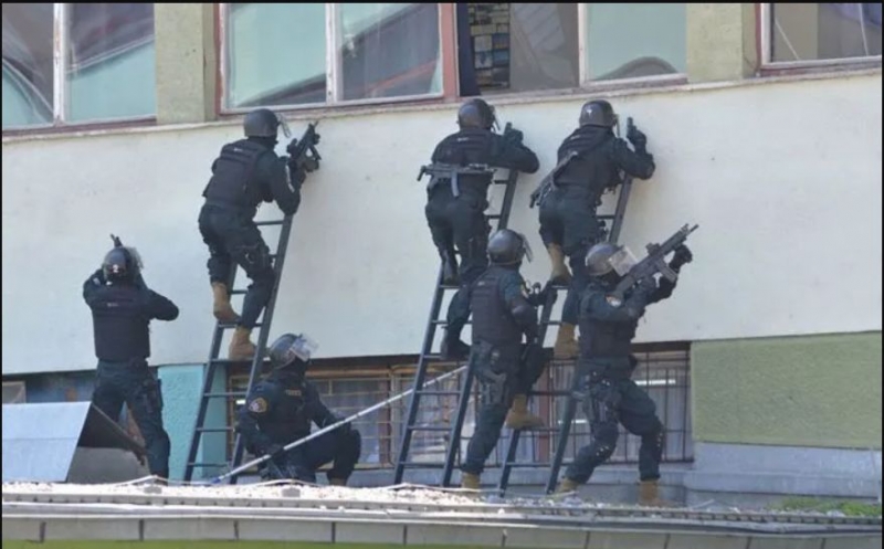 operaţiune de amploare a IGPR şi DIICOT, cu peste 230 de percheziţii