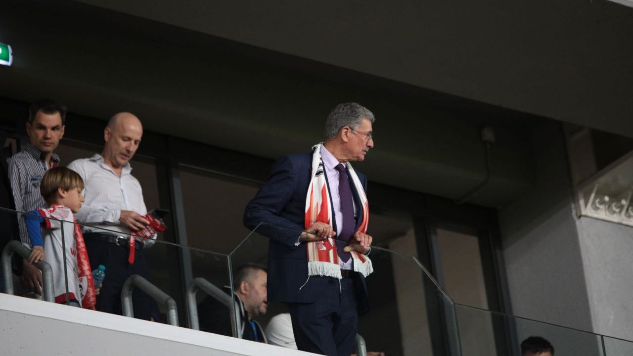 Mircea Lucescu a urmărit meciul de pe Arcul de Triumf din loja Petrolului!