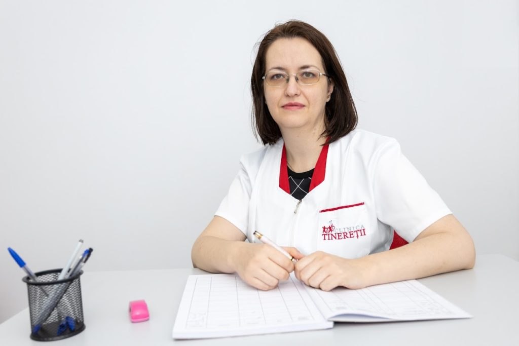 Reacție la ancheta ”Adevărul”. Ministrul Rafila, despre managerul Spitalului Focşani, suspectat de incompatibilitate.: „Cazul e în atenția Corpului de Control”