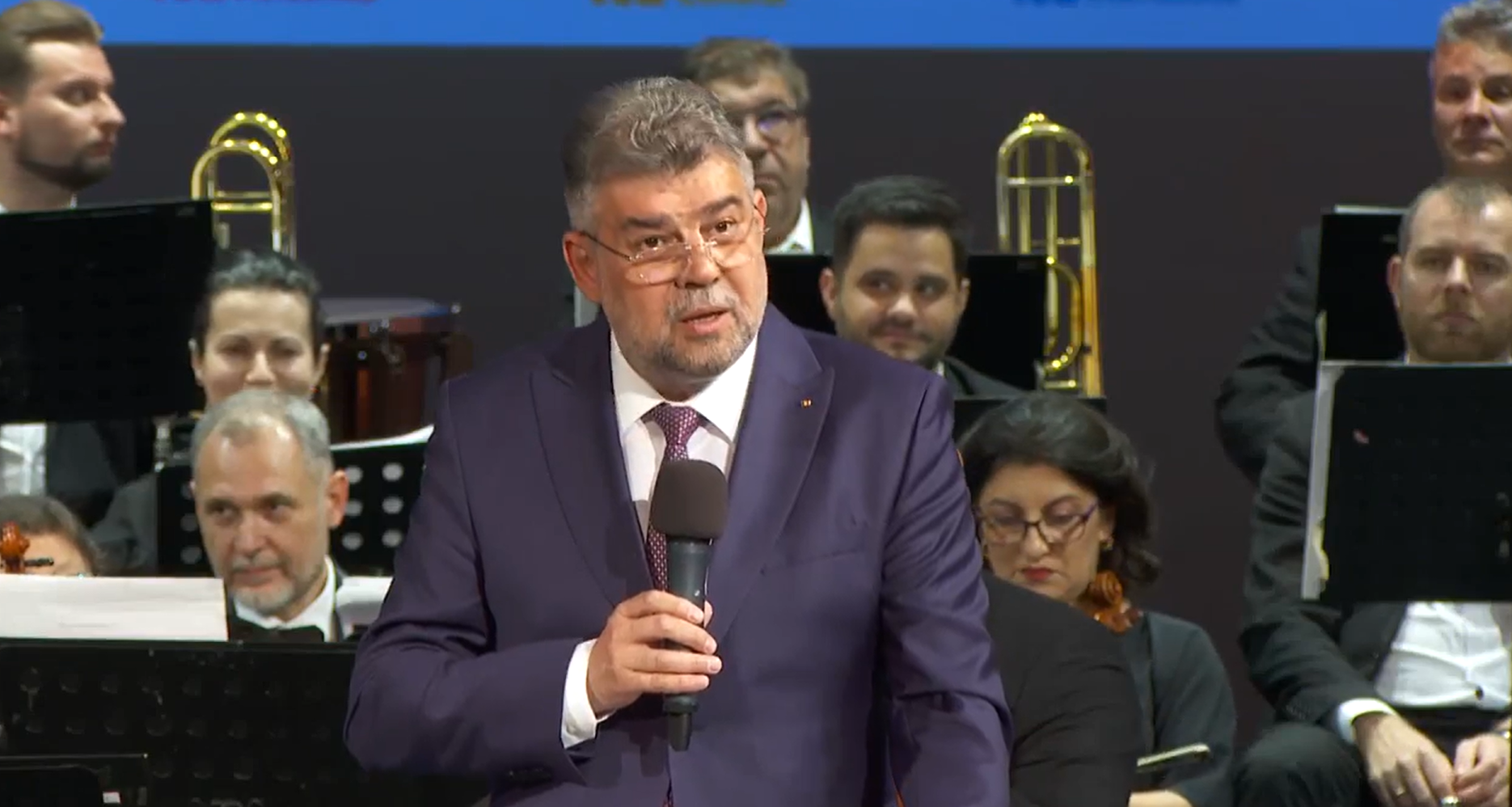 ”De 30 de ani ne-am obișnuit să sărbătorim EȘECUL”