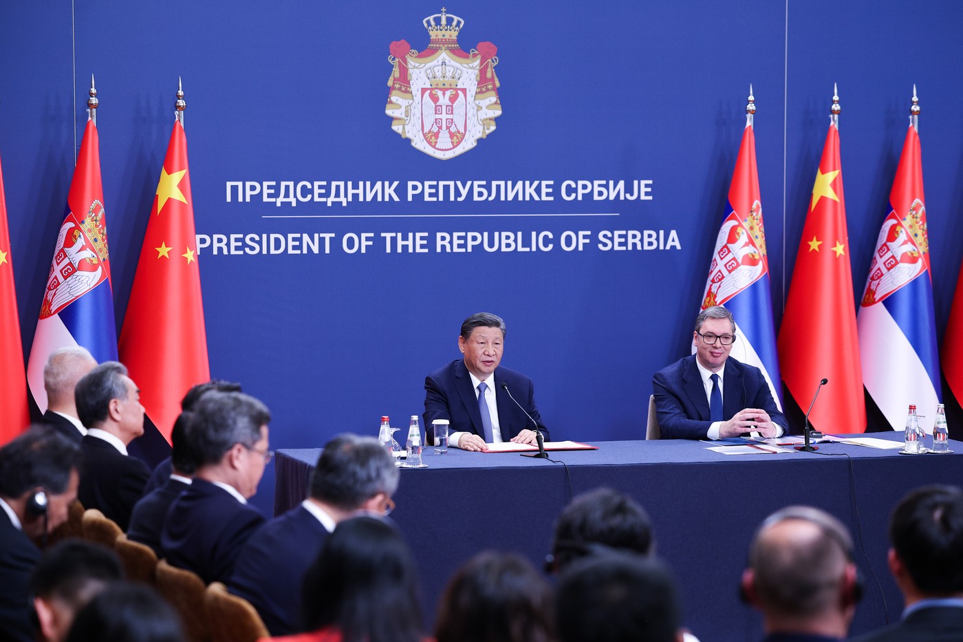 Xi Jinping încearcă să consolideze pozițiile liderilor EUROSCEPTICI, prin avansarea relațiilor cu Ungaria și Serbia