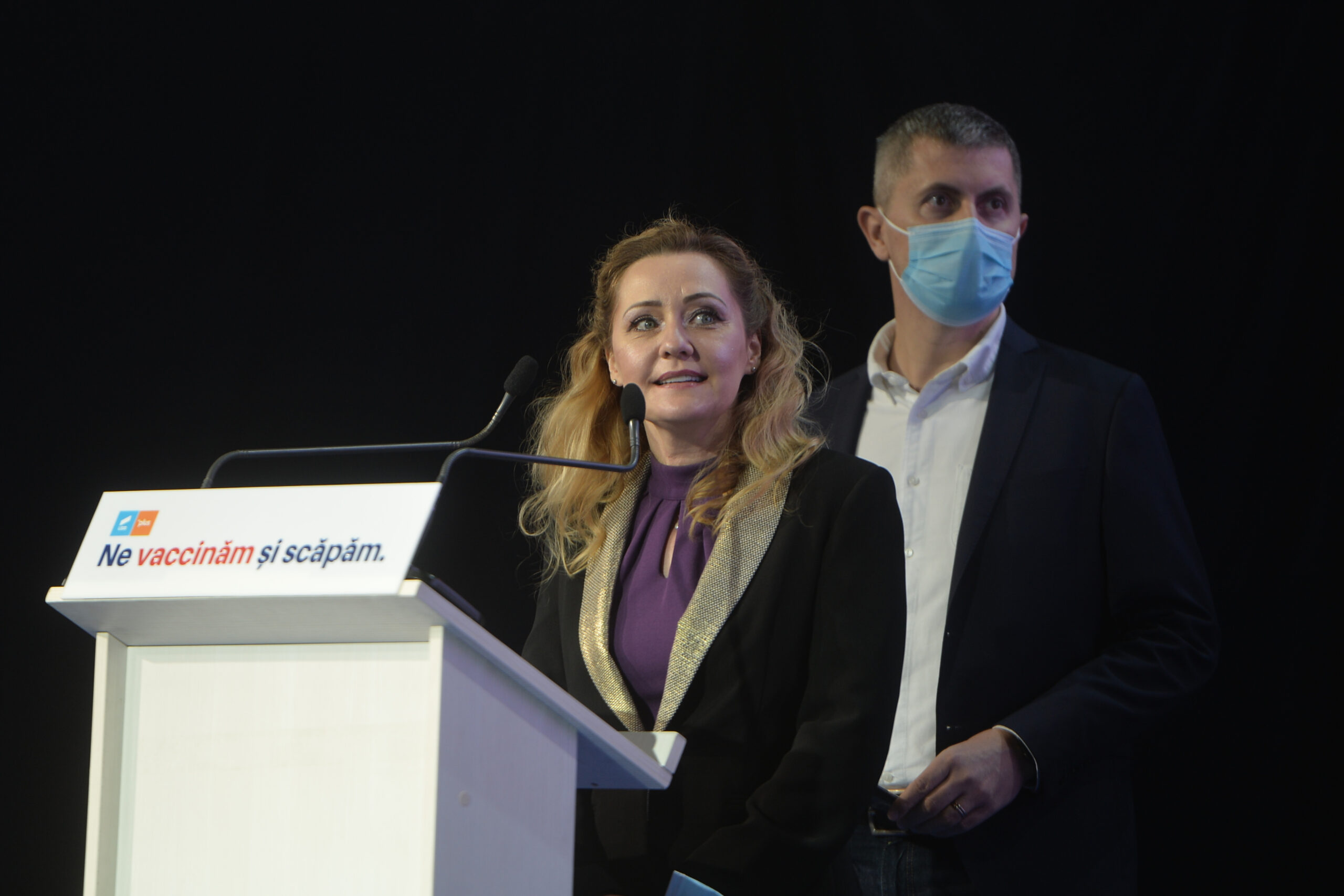 „Nu voi fi într-o colivie de aur, 10 ani în concediu”