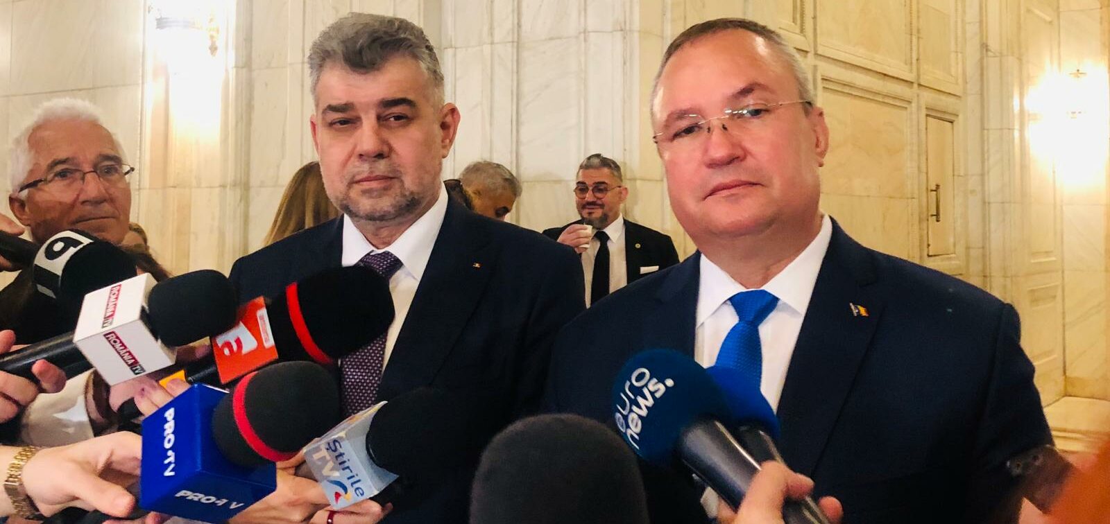 PE SURSE/ Nicolae CIUCĂ și Marcel CIOLACU, discută înainte de CSAT/Întâlnire la GUVERN pentru data alegerilor prezidențiale și parlamentare