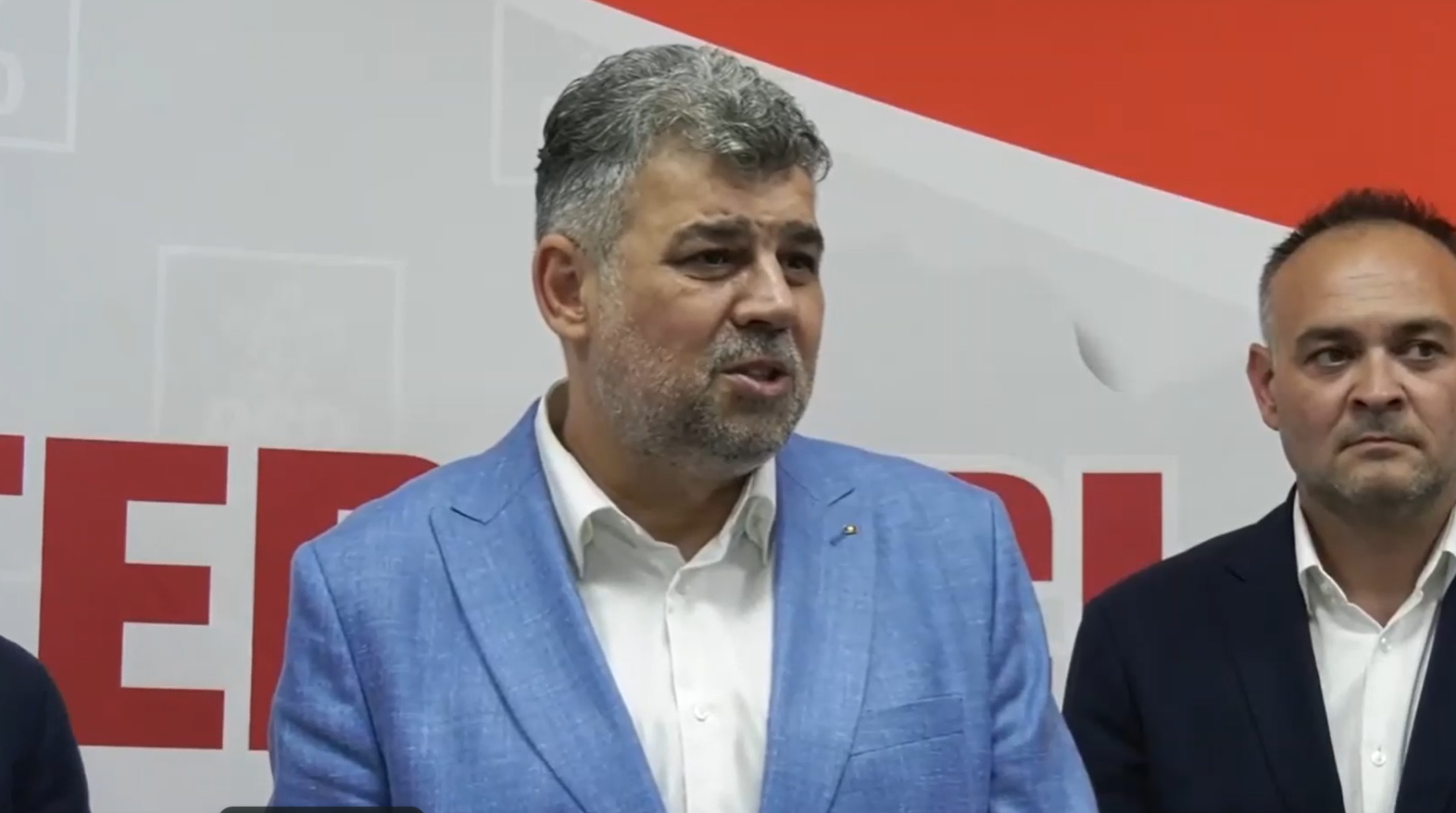 Cinste şi glorie eternă eroilor neamului românesc