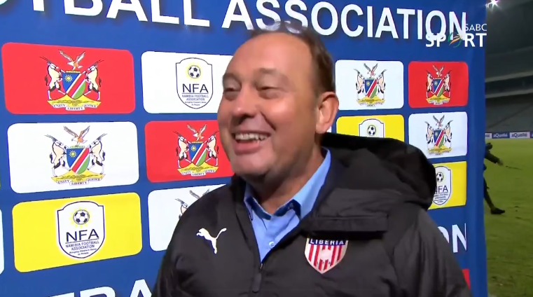 Moment antologic: selecționerul român din Africa a uitat scorul la interviul de după meci! Cum a reacționat reporterul