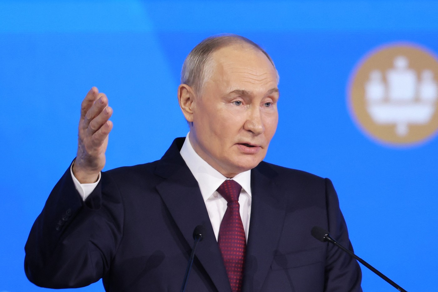 Kremlinul consideră că Franța vrea intrarea în războiul din Ucraina /Acuzat și de Marine Le Pen, MACRON susține că nu vrea escaladarea conflictului