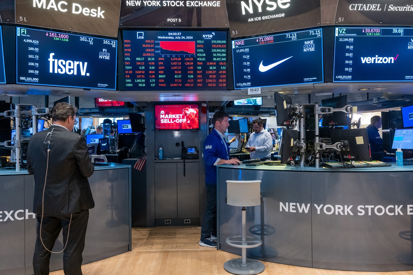 Economia Statelor Unite a avut o CREȘTERE peste așteptări, pe fondul accelerării consumului