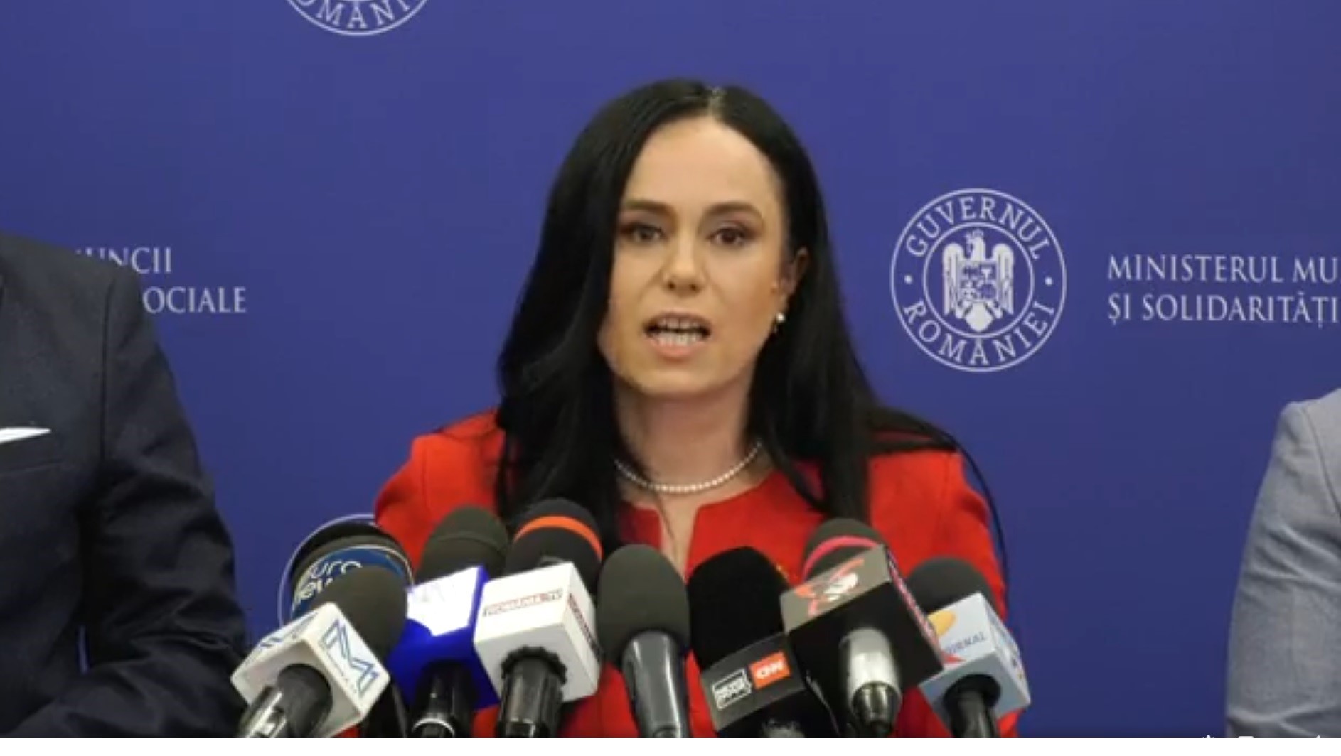 PSD prezintă DOVADA că PNL și USR nu au crescut pensiile cât au fost la guvernare. ,,În 2020-2021 a fost o creștere de 0%”