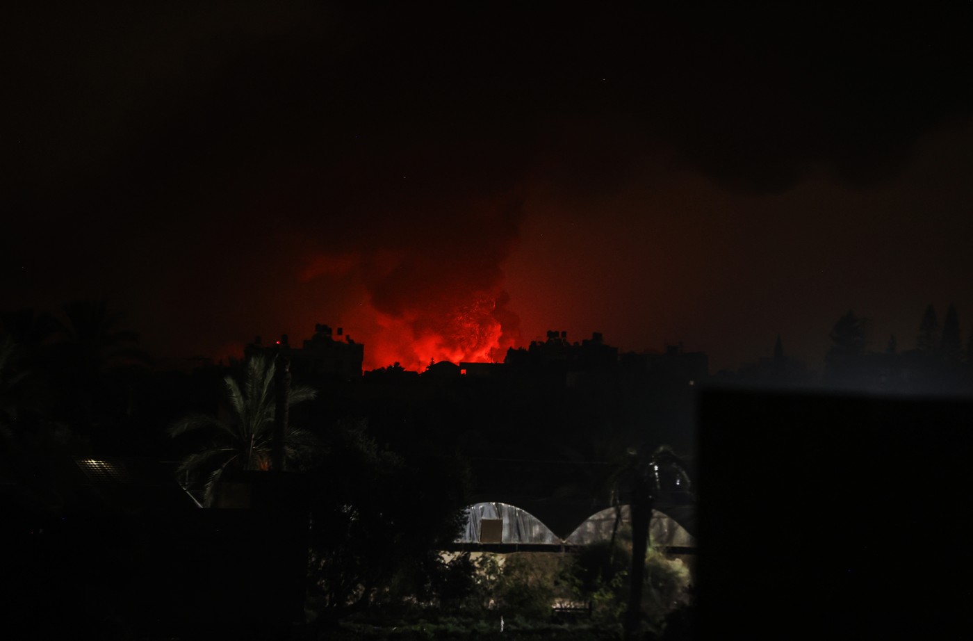 RĂZBOI Israel-Hamas, ziua 317. IDF a emis un nou ordin de EVACUARE pentru Fâșia Gaza, după ce 10 palestinieni au fost uciși într-un atac aerian