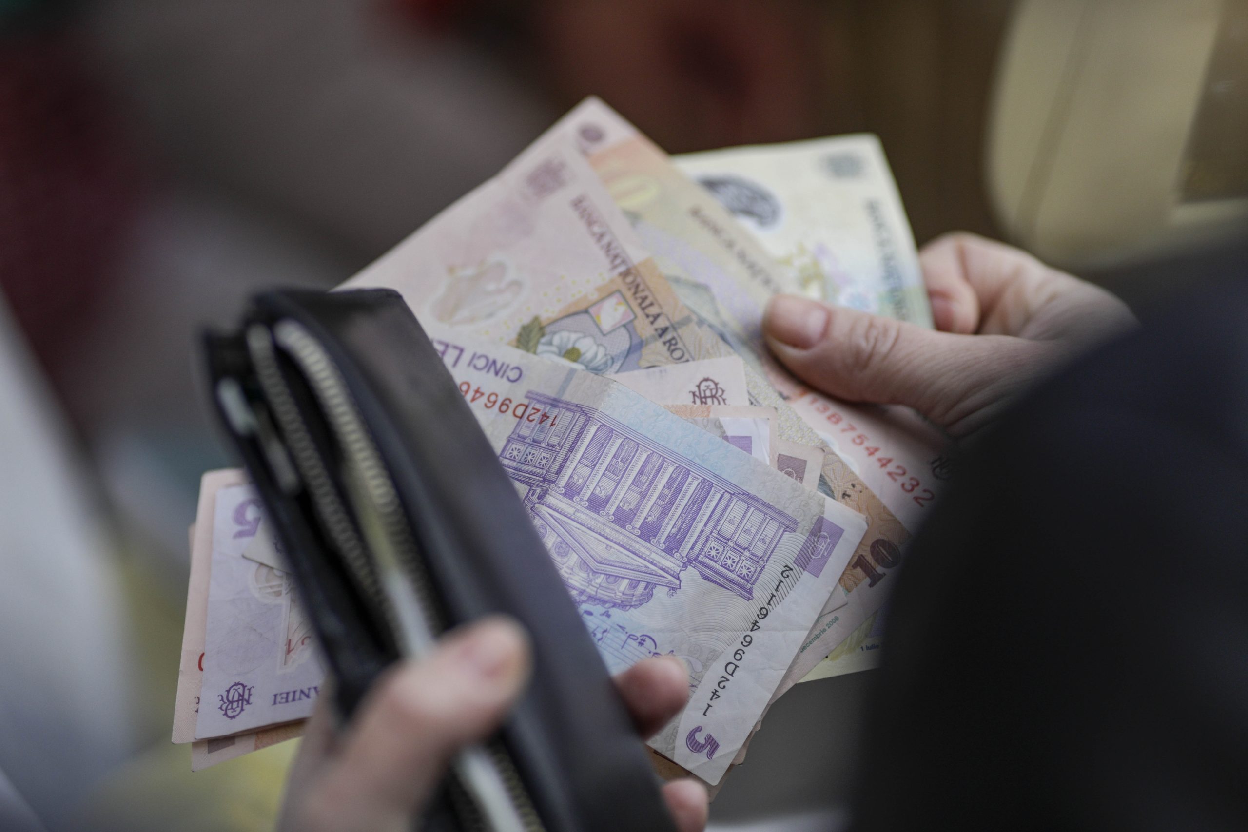 Beneficiile sociale pentru persoanele cu dizabilități vor fi virate în AVANS pe 13 septembrie