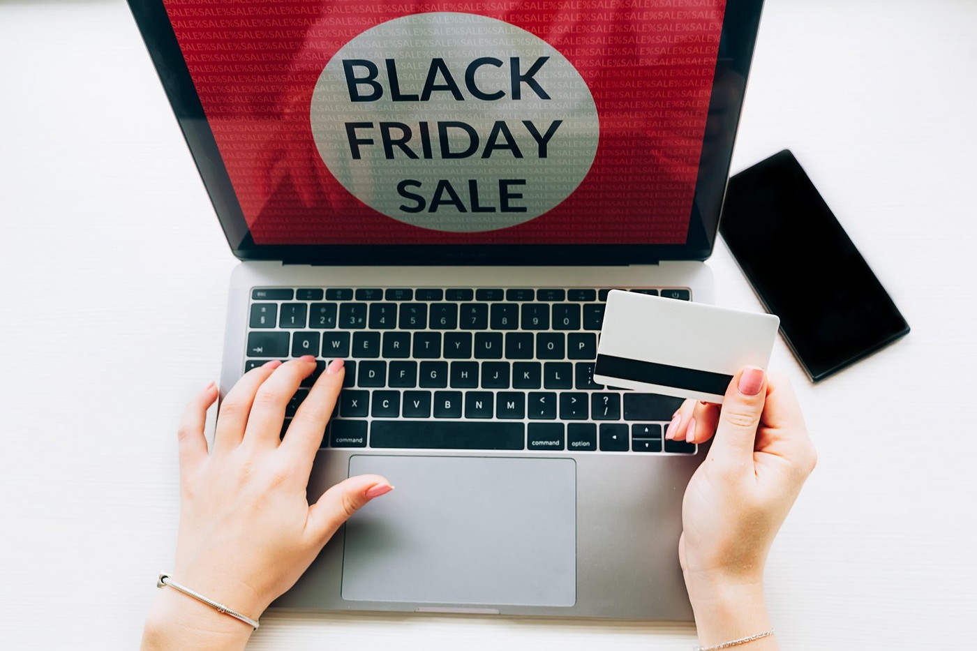 Sfaturi și soluții pentru prevenirea fraudelor online de Black Friday (COMUNICAT DE PRESĂ)