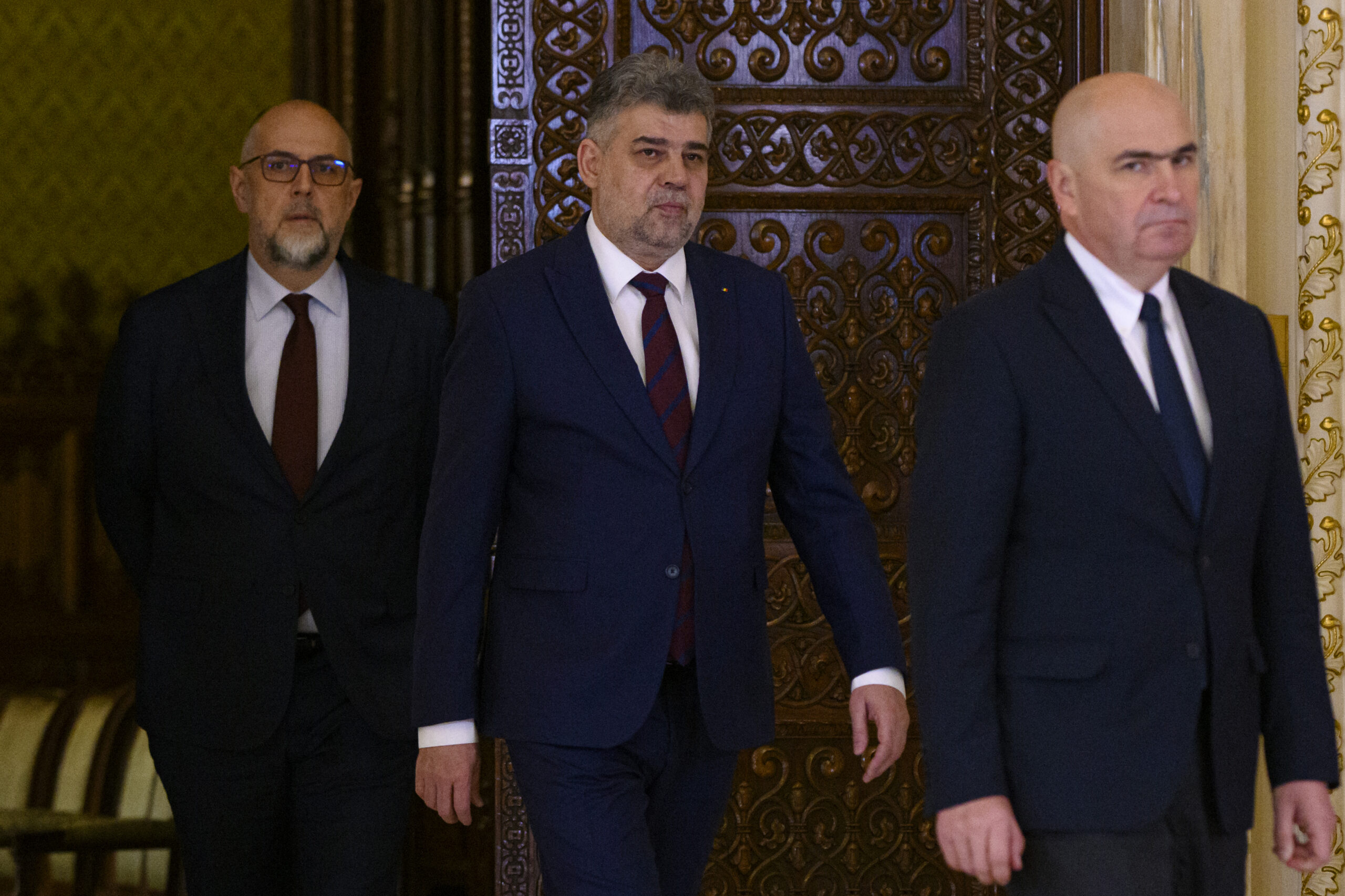 Liderii coaliției PSD-PNL-UDMR continuă și sâmbătă discuțiile pe tema „Ordonanței Trenuleț” privind măsurile economice de austeritate