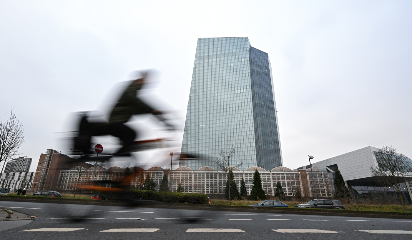 BCE reduce nivelul DOBÂNZII de referință în zona euro în contextul stabilizării prețurilor