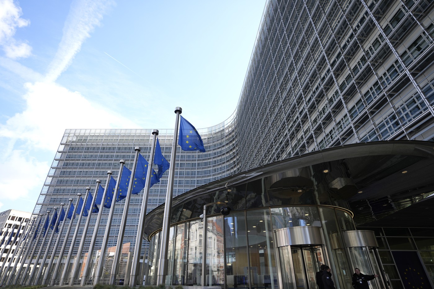 UE avertizează grupul Meta, după modificările privind verificarea conținutului /„Putem aplica amenzi care pot merge până la 6% din cifra de afaceri”