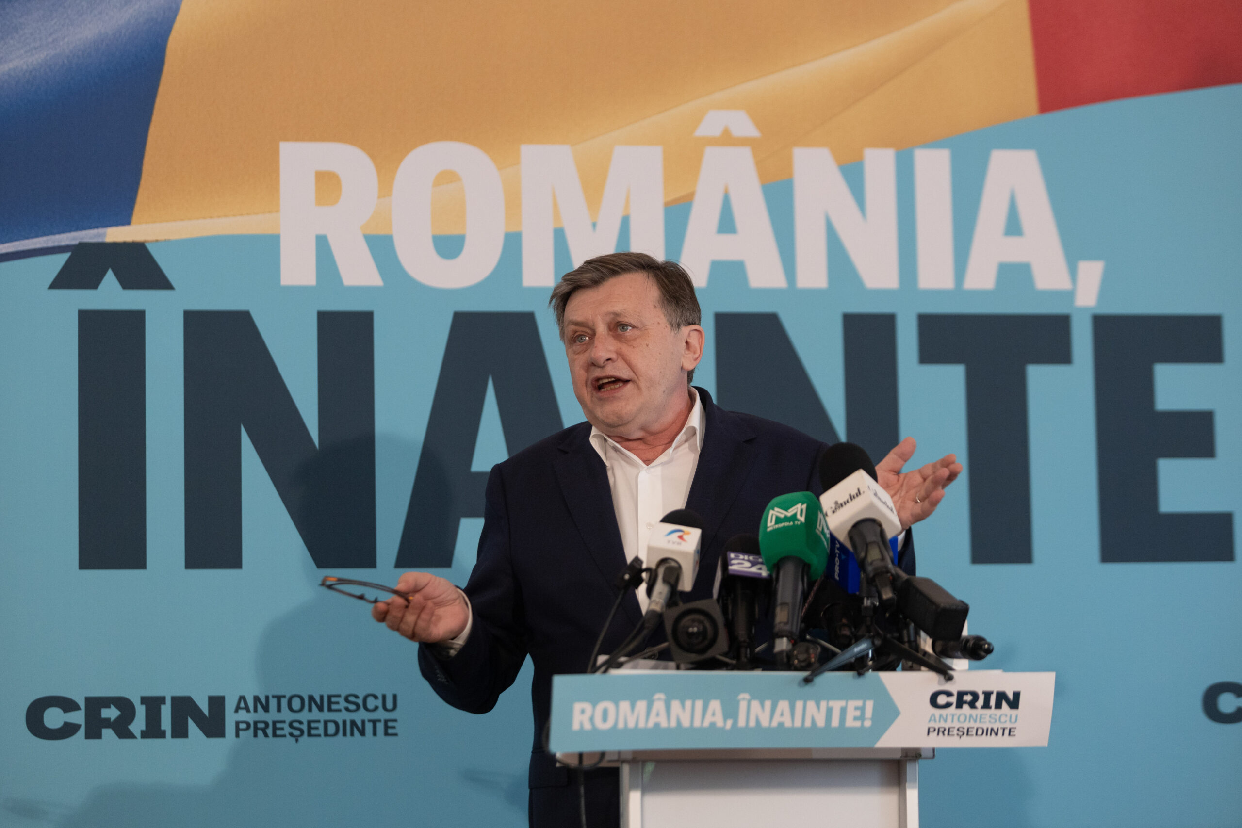 „M-am izolat de șantaje, de trădări, de comerțuri cu favoruri”