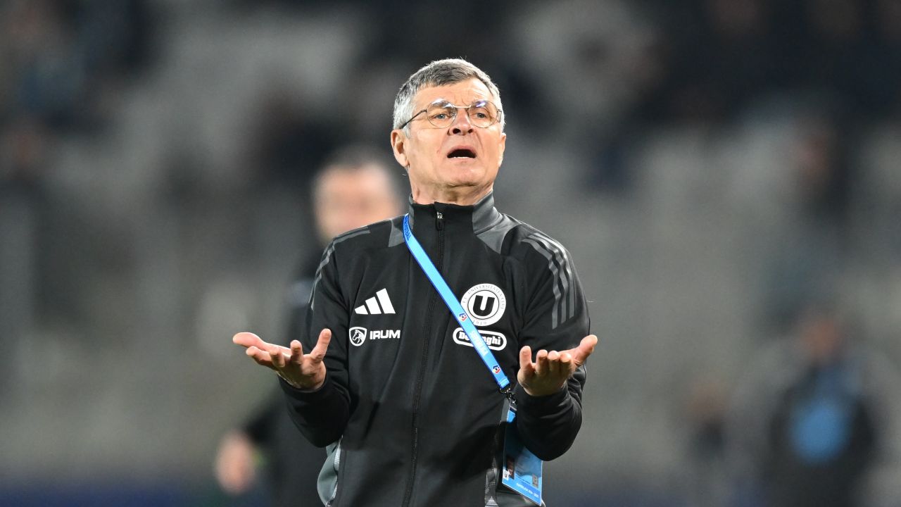 „Ne-am întors la identitatea noastră!” Fotbalistul care l-a impresionat pe Sabău la meciul cu Rapid: „Puţini au calităţile lui”