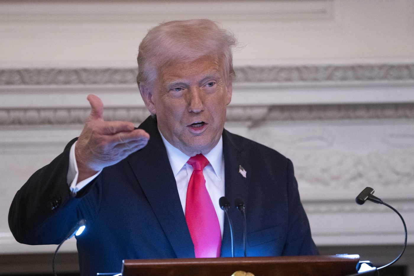 Familia Trump a preluat CONTROLUL asupra unei companii cripto care a strâns peste 550 de milioane de dolari