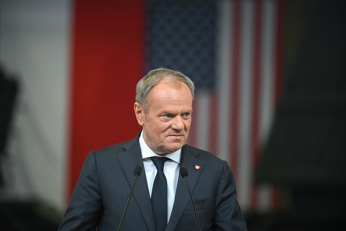 Partidul politic al premierului Donald Tusk, dar și zeci de personalități publice, ținta unui atac cibernetic „dinspre est”