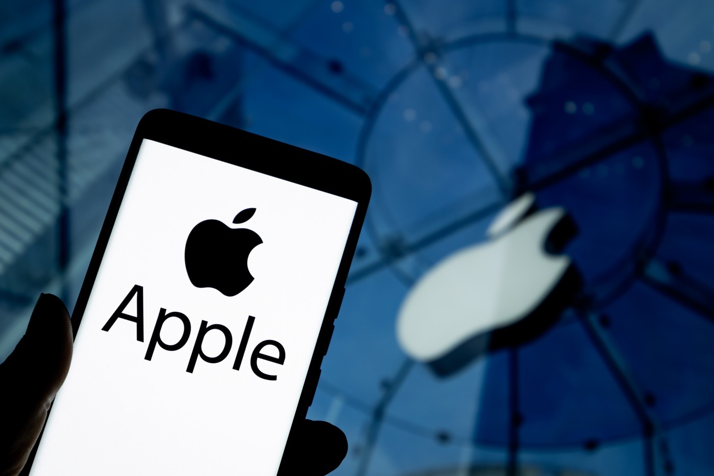 Apple intenționează să relocheze producția de iPhone pentru piața americană din China în India până la finalul lui 2026