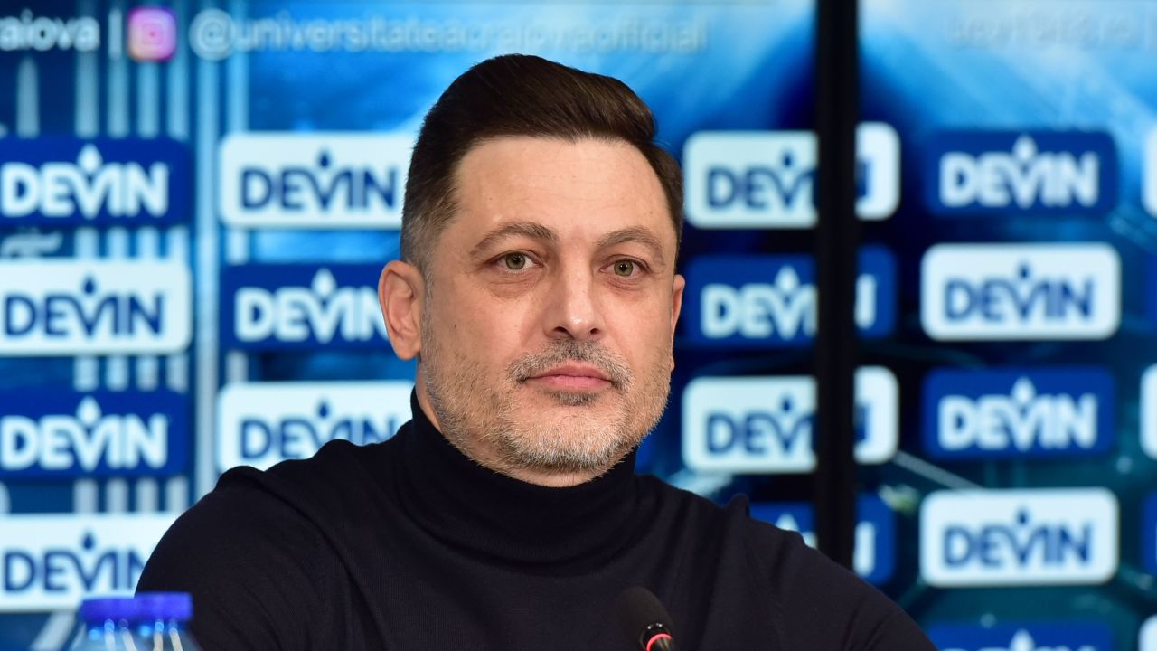 Rădoi, uimit: jucătorul Craiovei pentru care telefonul sună nonstop. „Nu fumează, nu bea“