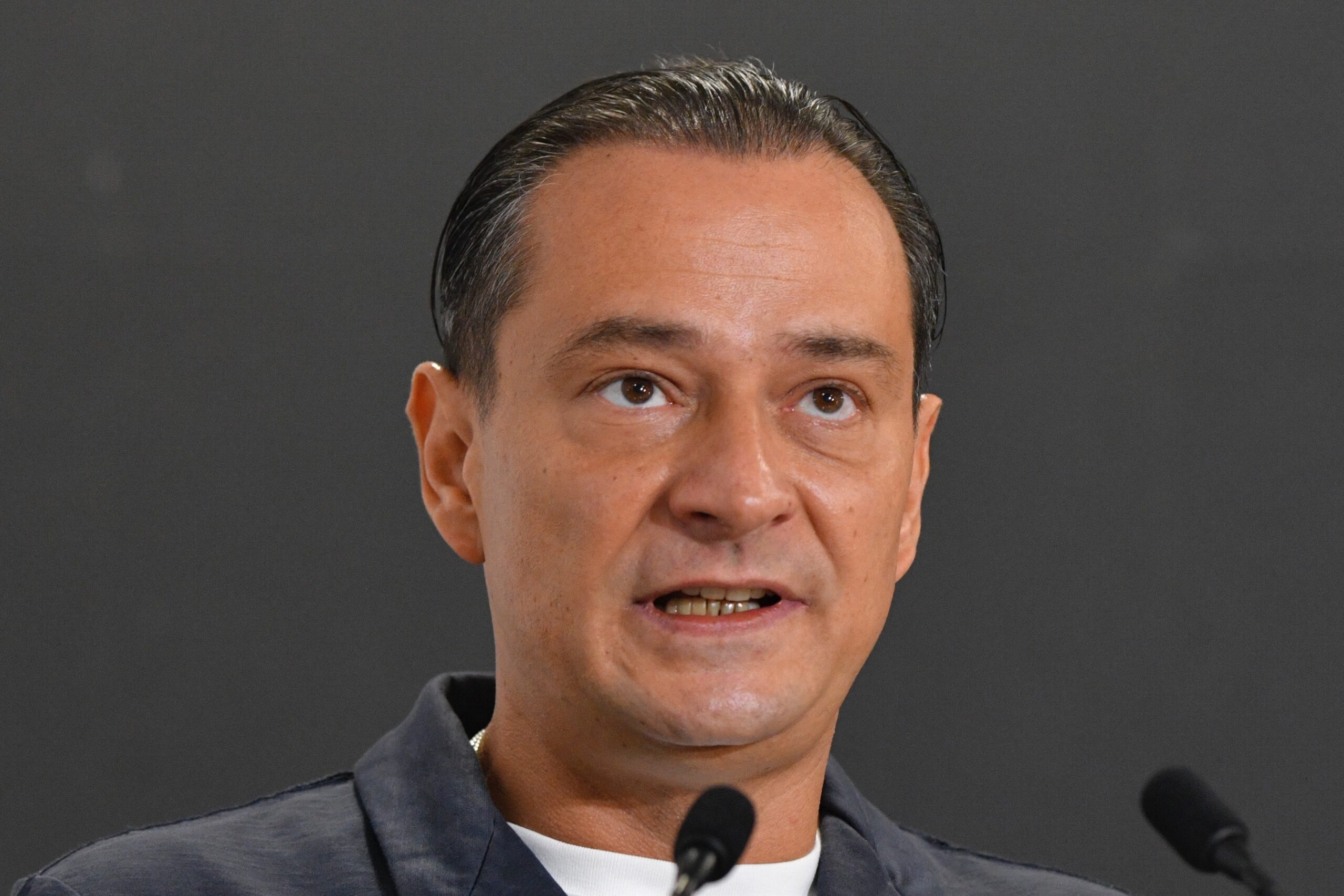 „O decizie care să pună în prim plan interesele României”