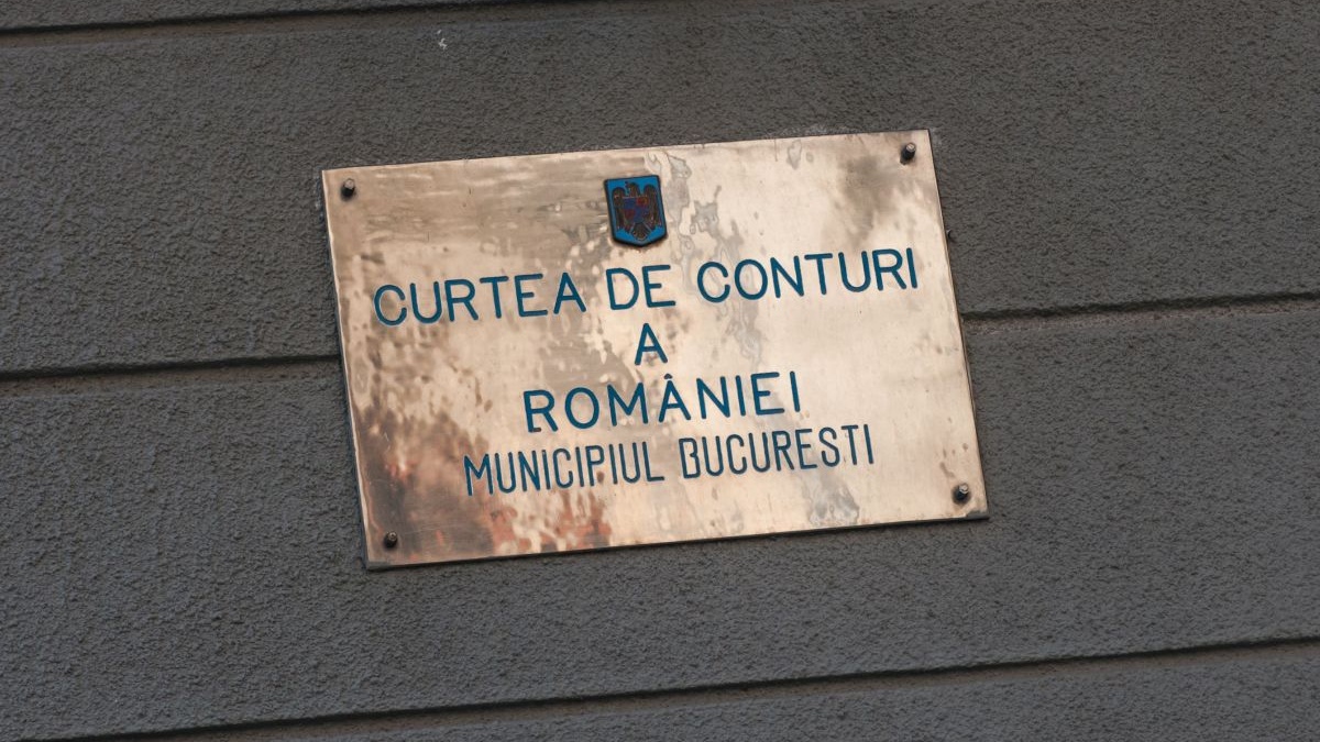 Curtea de Conturi recomandă MIPE remedierea erorilor legate de primele dascălilor