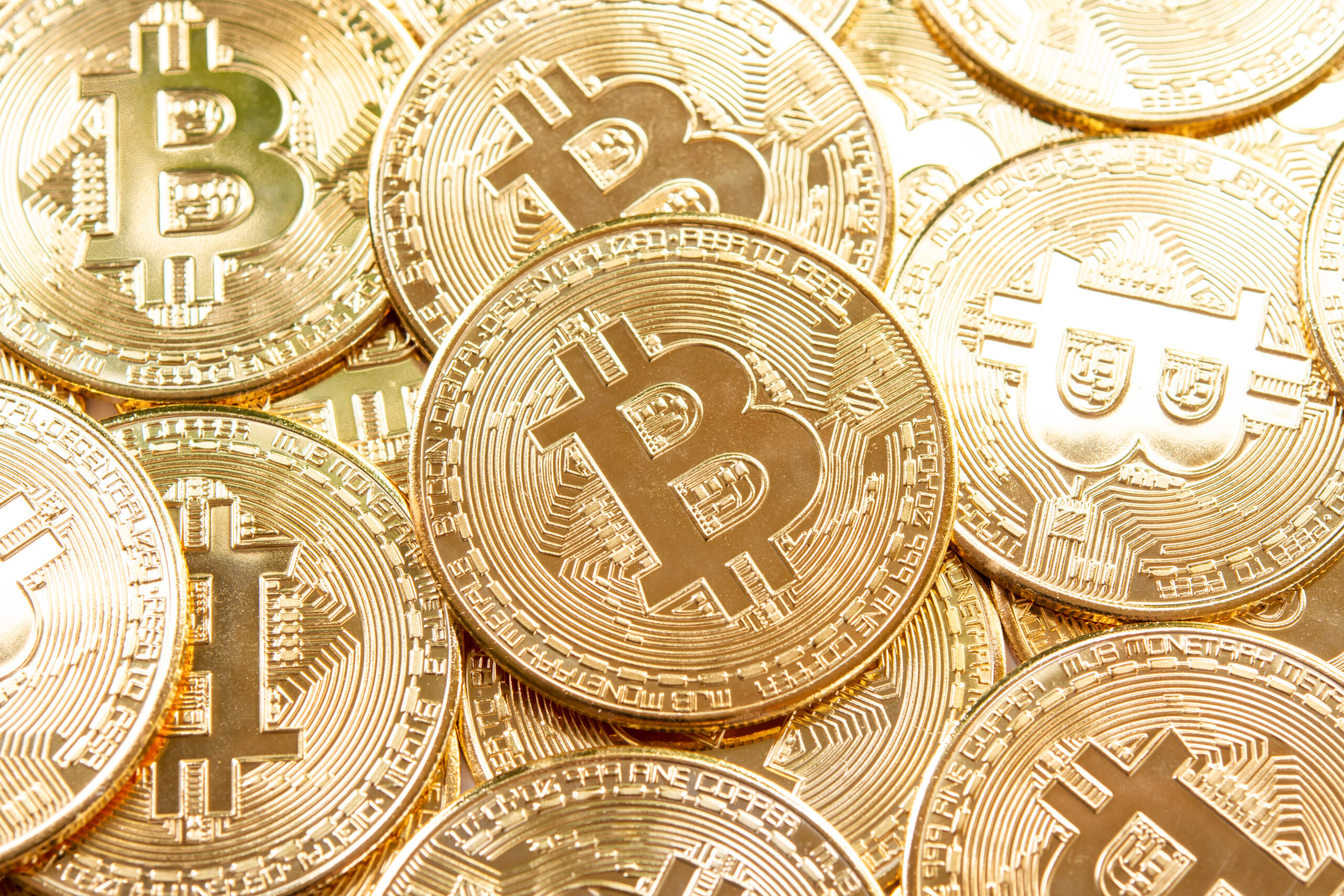 Cât costă un BITCOIN miercuri, 28 mai 2025. Ușoară tendință observată pe piața criptomonedelor