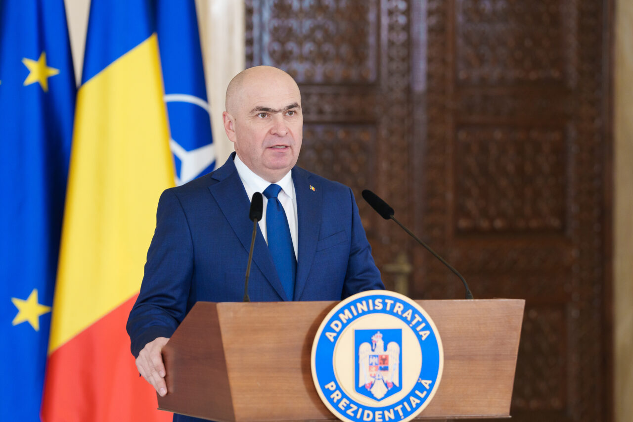 „Faceți sacrificii, dar nu vă lăsați descurajați. România are nevoie de voi”