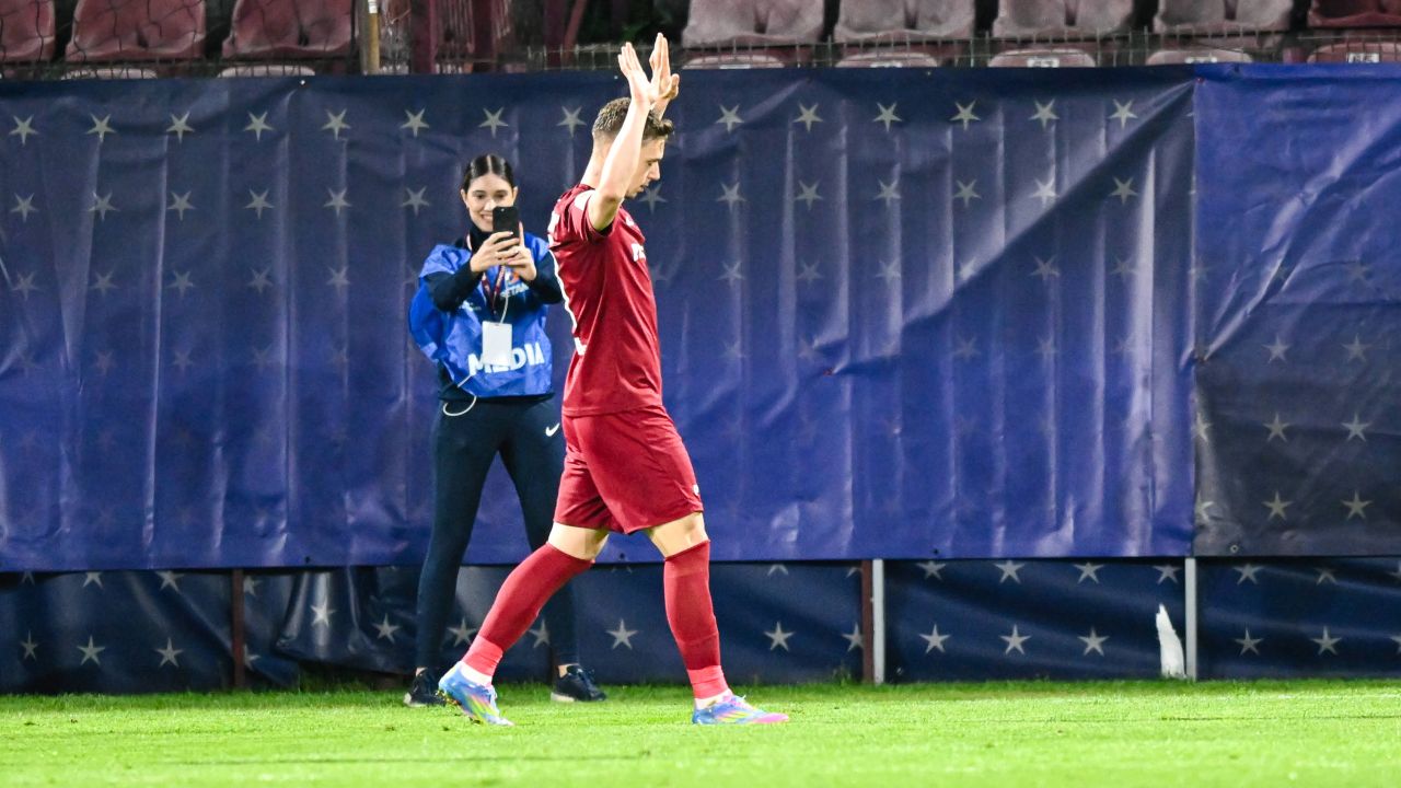 Clasamentul golgheterilor din Superligă cu o etapă înainte de final! Un singur străin în Top 5