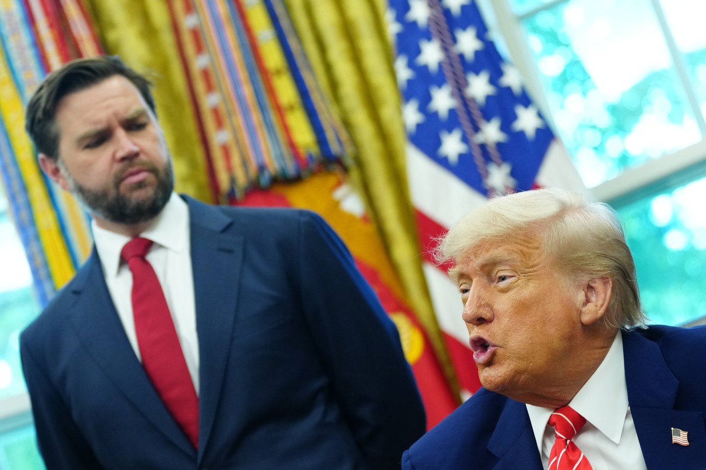 Președintele Donald Trump le cere republicanilor din Congres să majoreze impozitele plătite de cei mai bogați americani