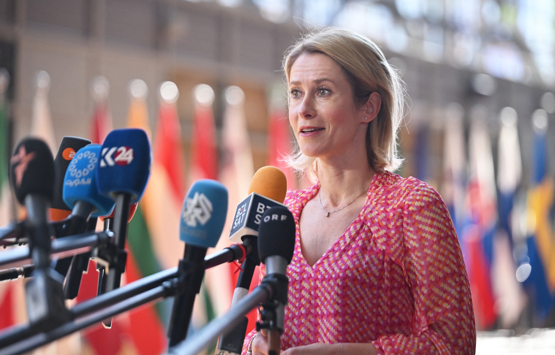 ”Trebuie să exercităm presiuni suplimentare”