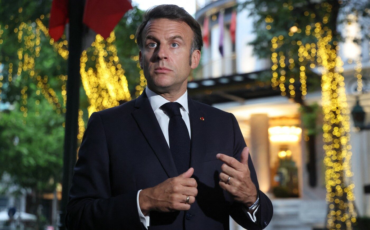 Macron îl încurajează pe Trump să ia măsuri împotriva bombardamentelor desfășurate de Rusia în Ucraina/ „Și-a dat seama că l-a mințit”