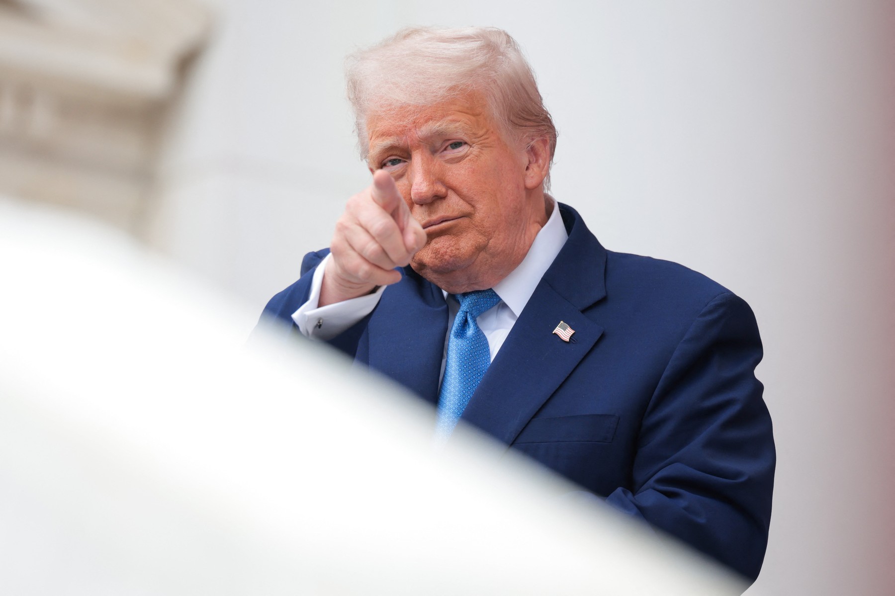 Trump îl critică din nou pe Putin /„Dacă nu aș fi fost eu, Rusiei i s-ar fi întâmplat lucruri rele”, acum practică ”jocul cu focul”