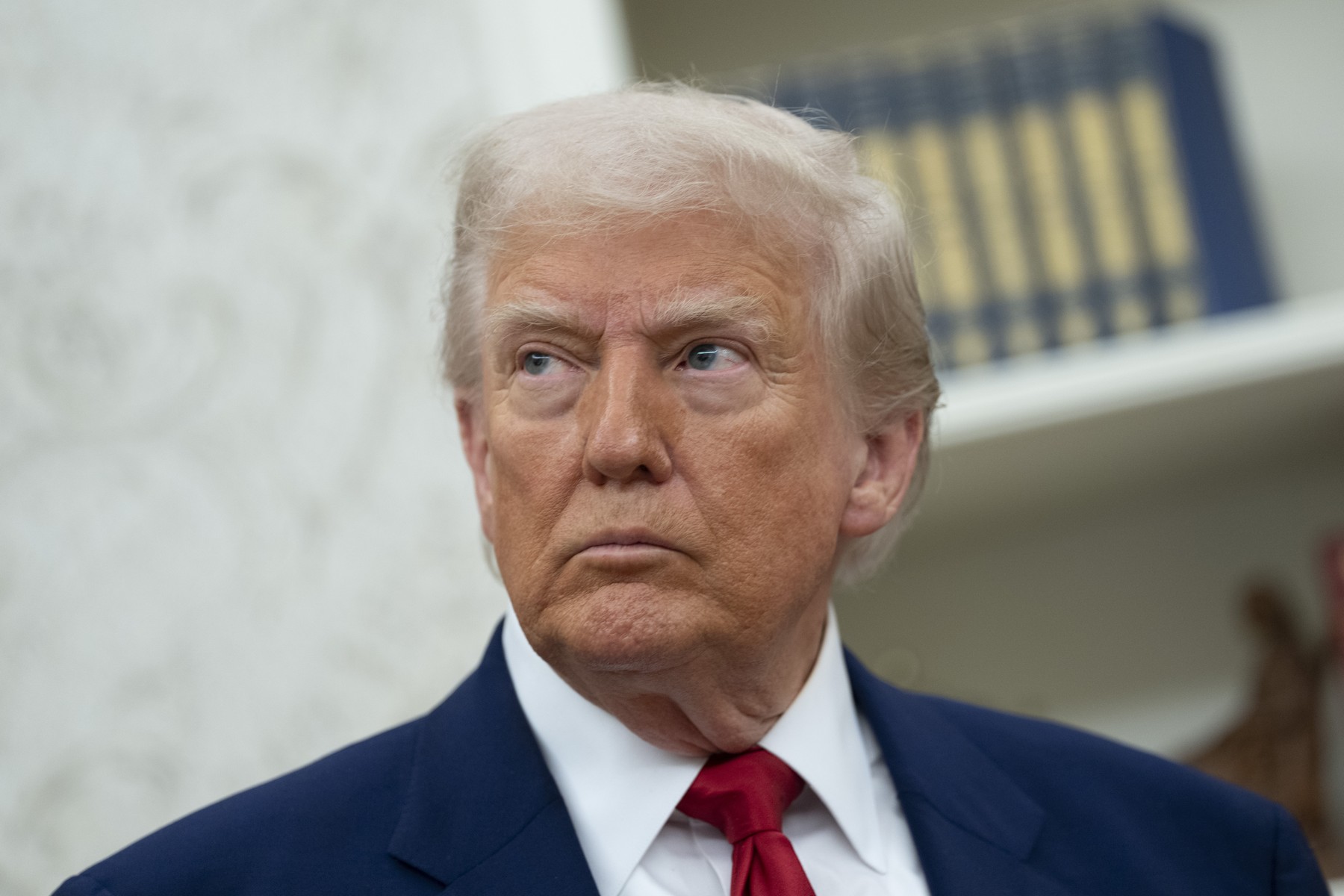Trump este „dezamăgit” de atacurile Rusiei asupra Ucrainei /„Vom răspunde altfel” dacă Putin „tergiversează lucrurile”