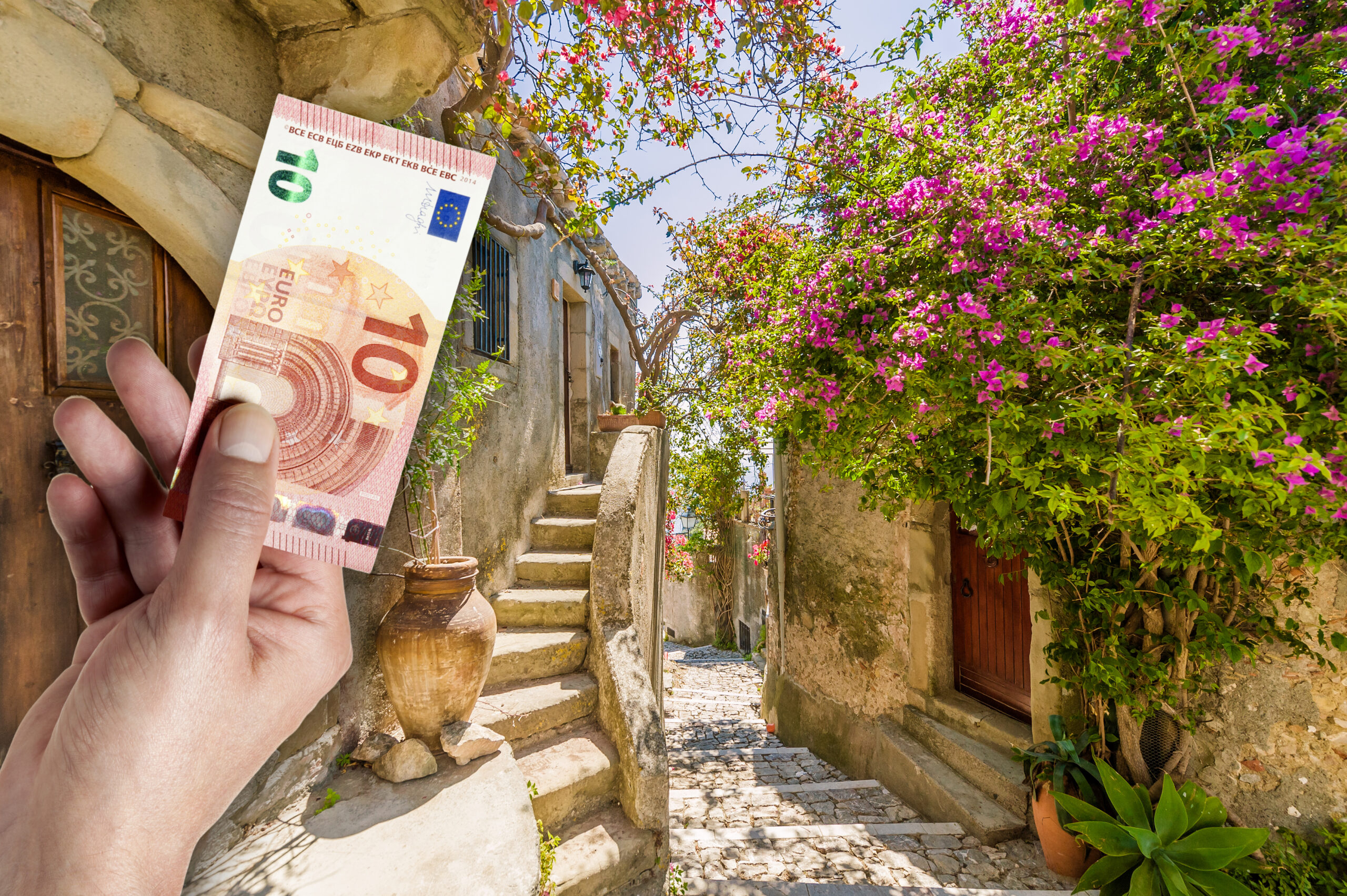 Vacanțele în Italia sunt din ce în ce mai scumpe. Cât ar putea să plătească o familie pentru o săptămână, în această vară