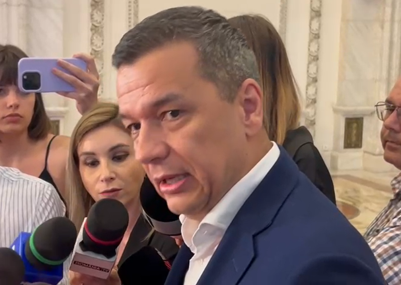 E un cumul. De fapt, nu fuge nimeni de responsabilitate