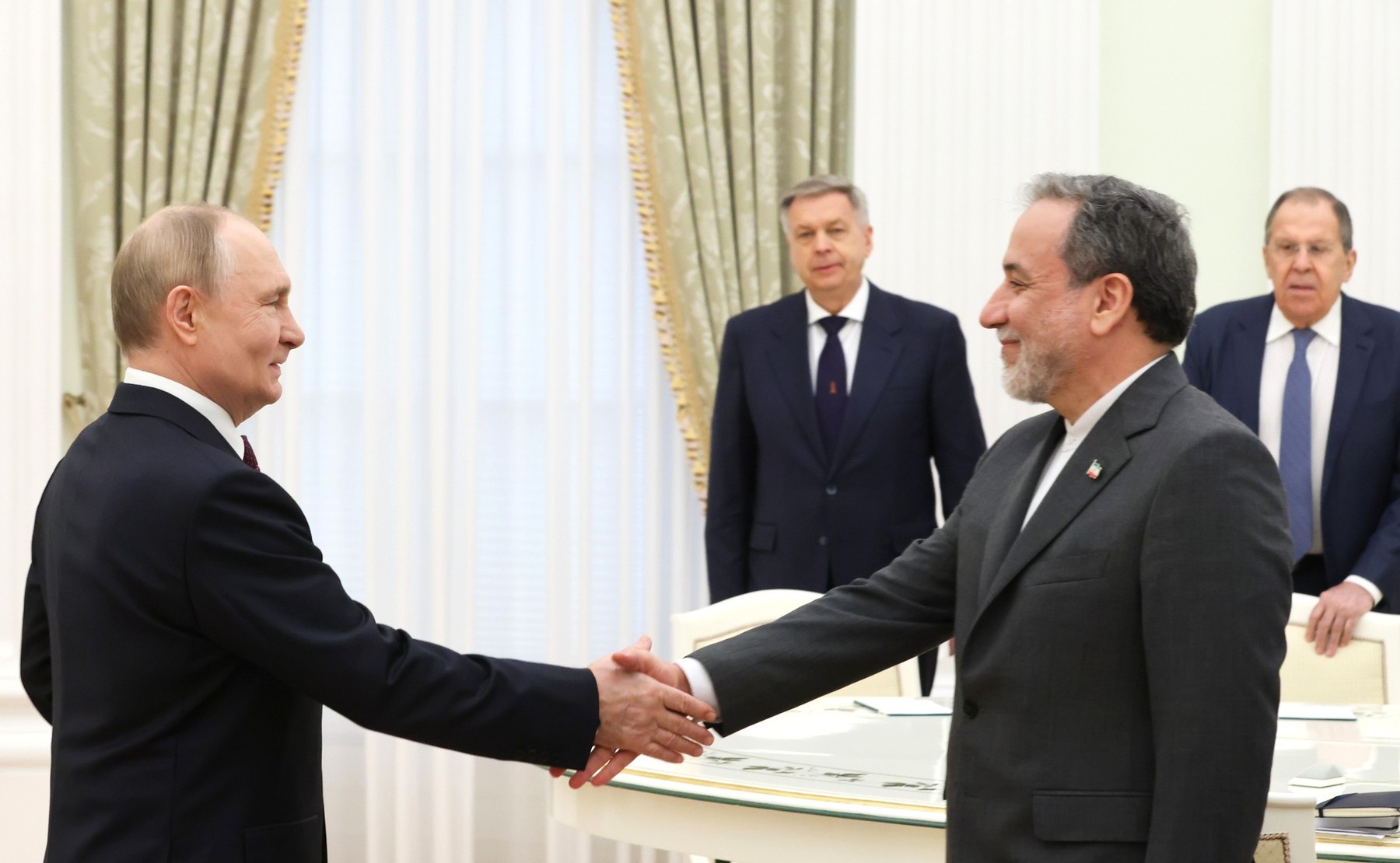 Vladimir Putin condamnă atacurile SUA împotriva Iranului /„O agresiune lipsită de fundament și fără justificare”