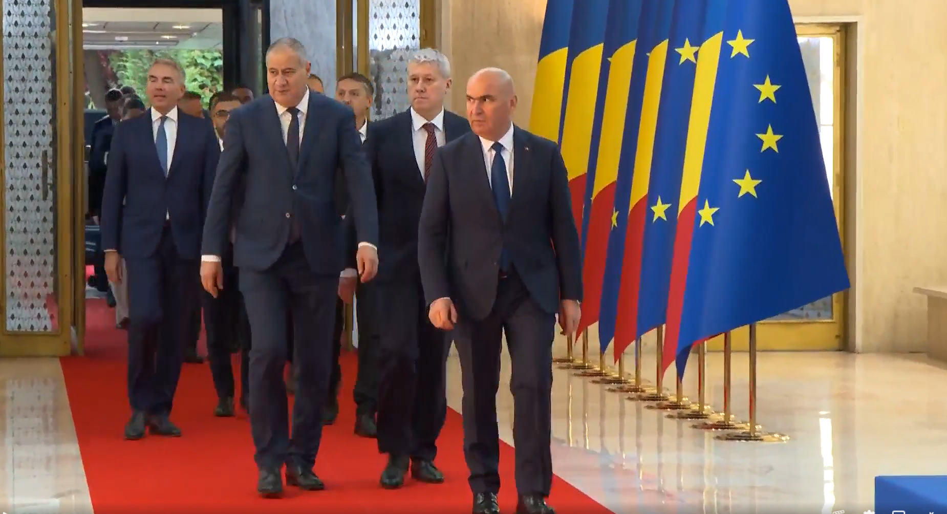 Bolojan ține PRIMA ședință de guvern, după învestire / Bolojan nu stă pe „locul” lui Ciolacu